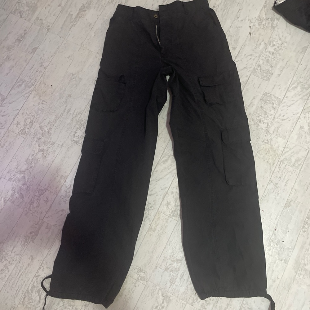 Women Black Cargo Pants